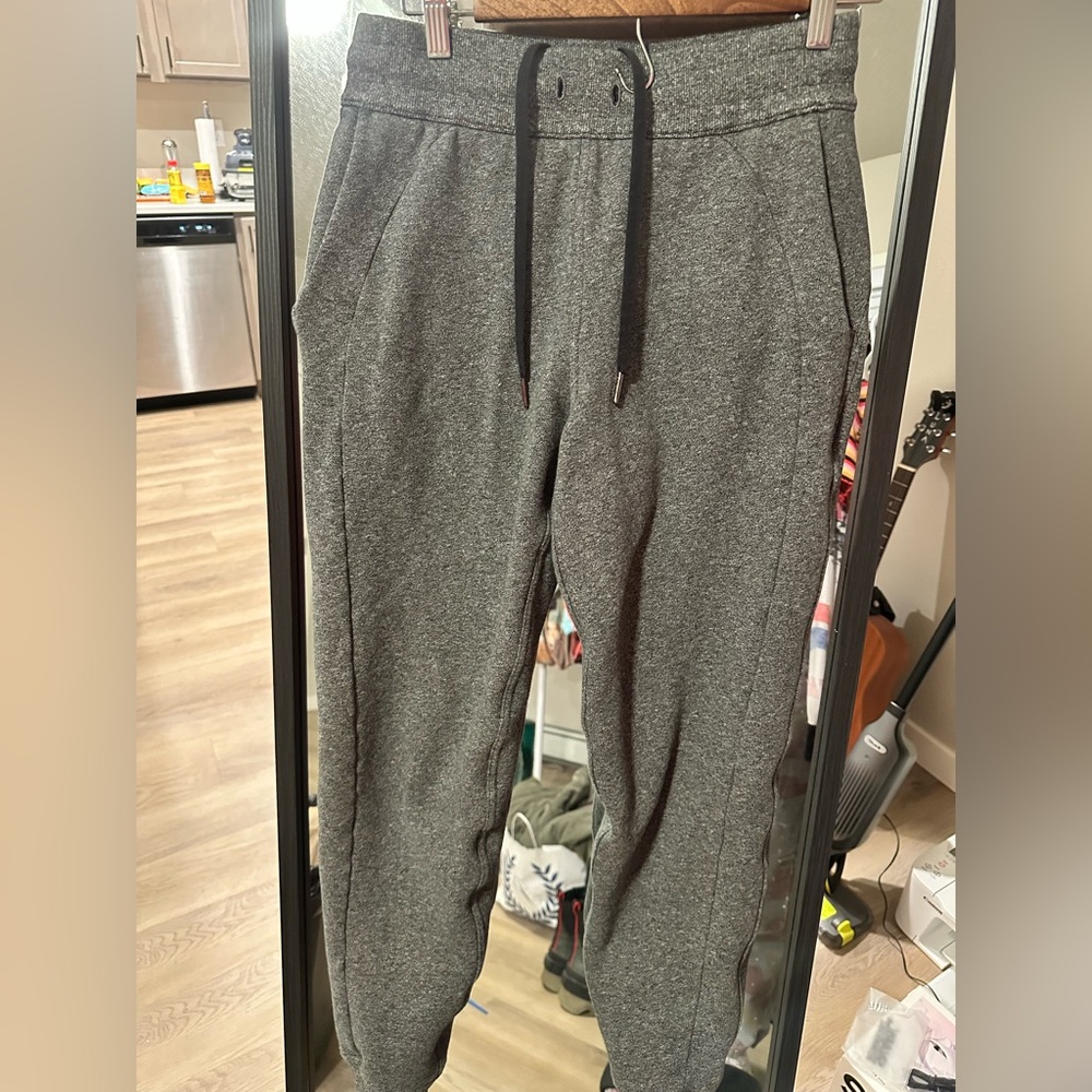 Lululemon Scubba joggers